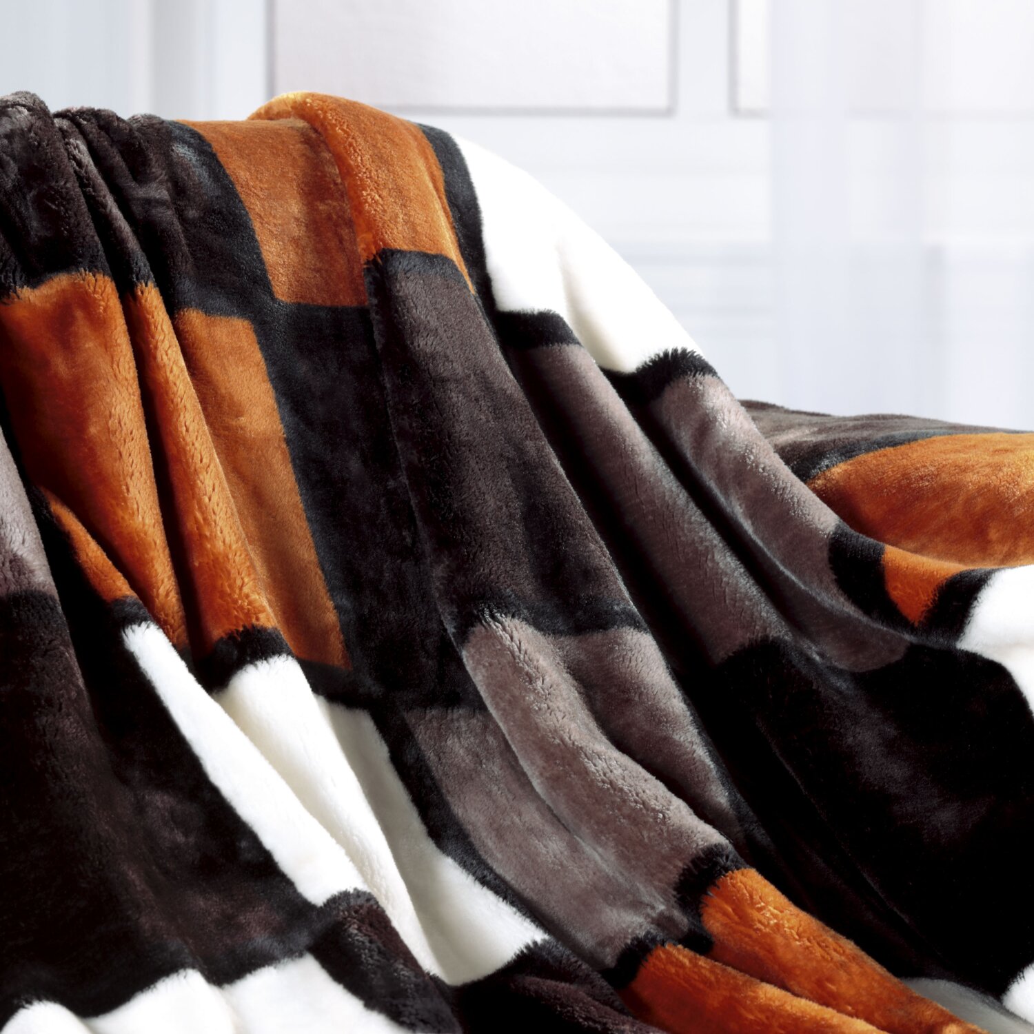Microfaser Wohndecke mit Premium Cashmere Feeling im Karolook, ca. 150x200 cm taupe-creme-schoko